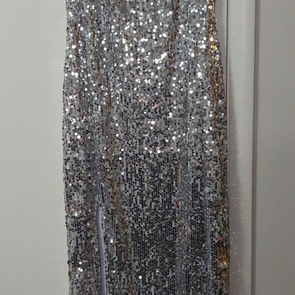 Custom made sequence light stretch mermaid style dress.  Size 12/14 Maxi Dress - Picture 6 of 12